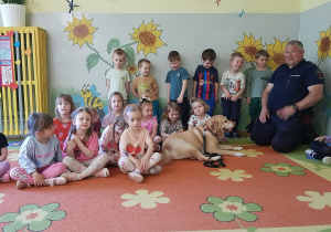 Spotkanie ze strażnikiem miejskim z Animal Patrol.