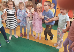 Dzieci podczas zabaw w Dniu Przedszkolaka.