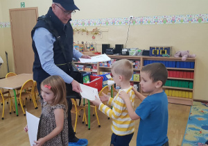 Spotkanie z przedstawicielami urzędu pocztowego.