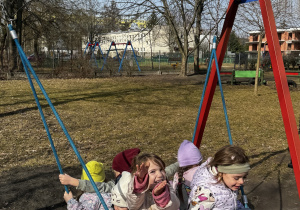 Chłopiec w stroju ludowym