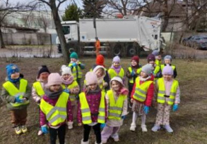 Akcja „Galante Sprzątanie” - dzieci sprzątają okolice przedszkola