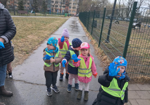 Dzieci zapoznają się z zasadami bezpieczeństwa