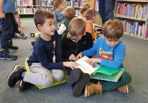 W bibliotece - warsztaty dla dzieci